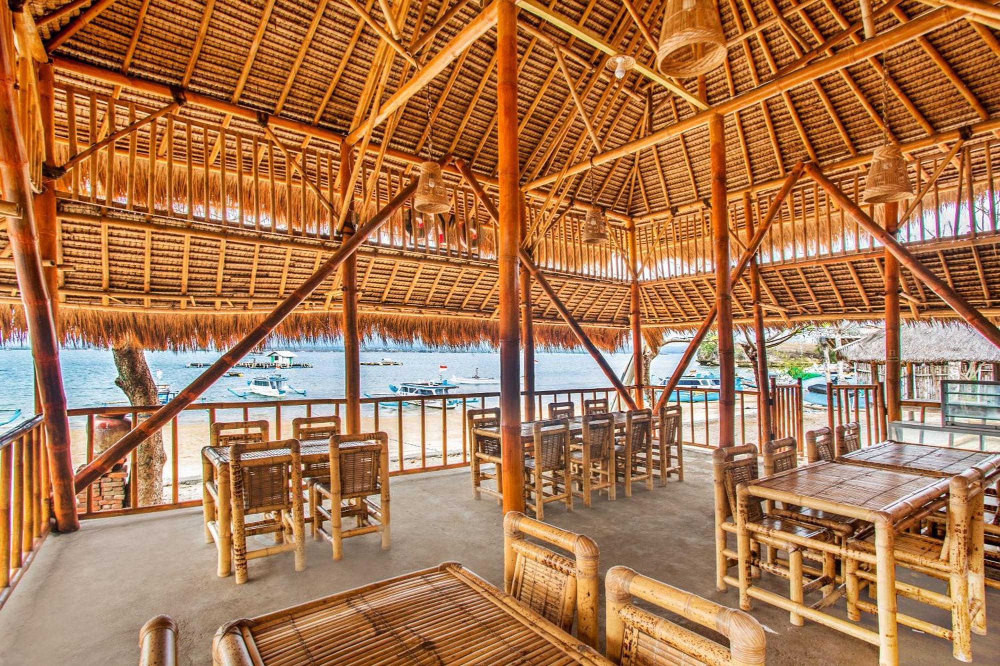 Oyo 1837 Telone Bungalow Palebah Esterno foto