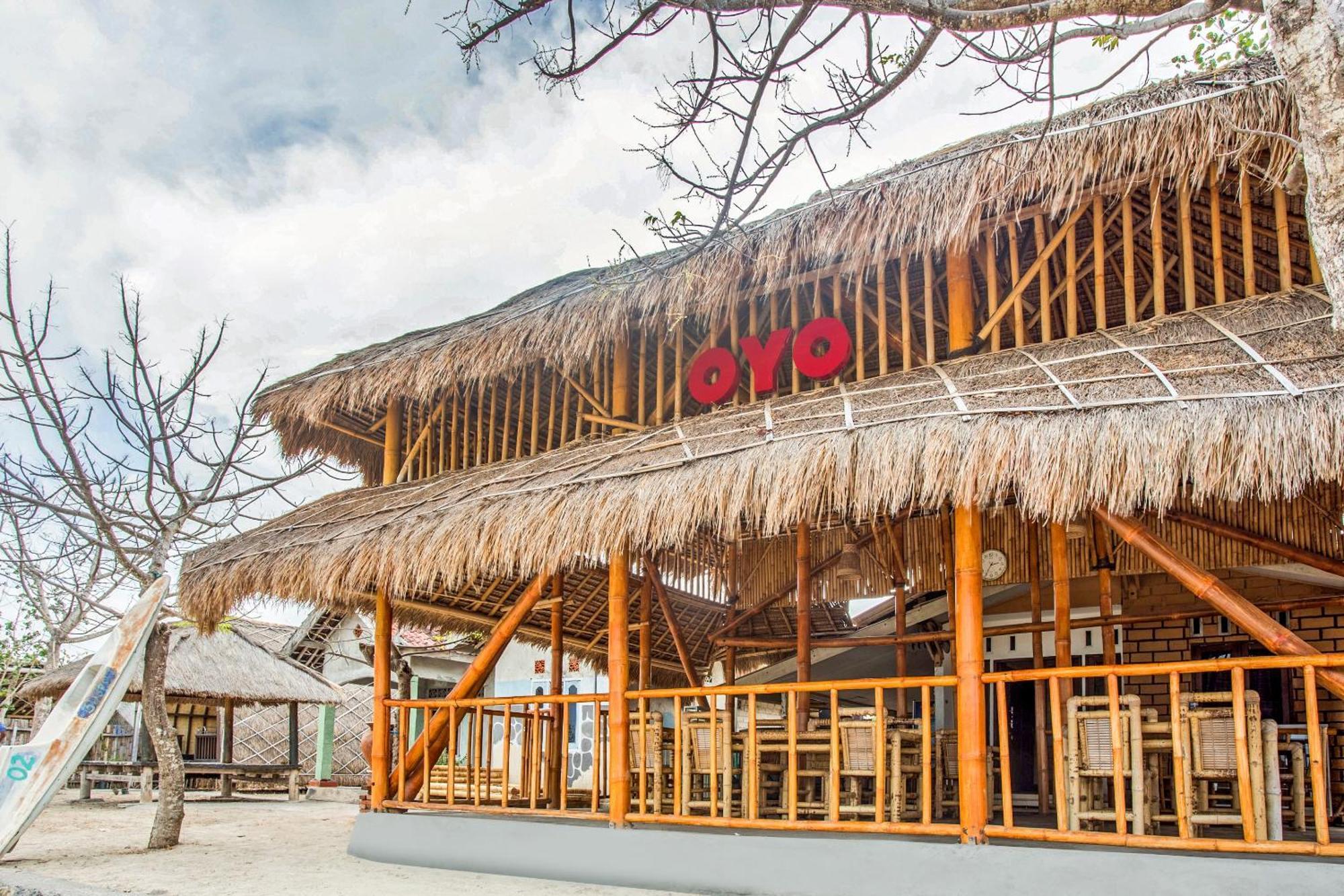 Oyo 1837 Telone Bungalow Palebah Esterno foto